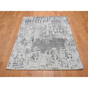 4'x6' Gray Abstract Design Wool And Silk Hi-Low Pile Denser Weave Hand Knotted Oriental Rug FWR354510