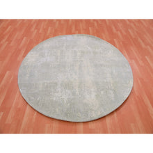 Load image into Gallery viewer, 6&#39;x6&#39; Flannel Gray, Wool and Silk, Hand Knotted, Modern Abstract Design, Round Oriental Rug FWR452082