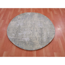 Load image into Gallery viewer, 4&#39;x4&#39; Moonquake Gray With Touches Of Still Gray, Modern Wool and Silk, Soft Pile Hand Knotted Abstract Design, Round Oriental Rug FWR452094