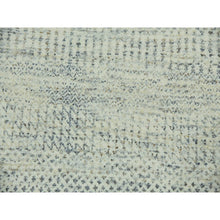 Load image into Gallery viewer, 8&#39;x8&#39; Vanilla Ice White, Organic Sustainable Textile, Tone on Tone Modern Grass Design, Hand Knotted Soft Wool, Oriental Square Rug FWR456138