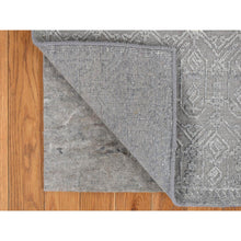 Load image into Gallery viewer, 2&#39;x2&#39; Spanish Gray, Silk with Textured Wool, Sample Strike Off, Tone on Tone Jewelry Design, Hand Knotted, Square, Oriental Rug FWR468126