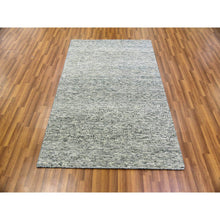 Load image into Gallery viewer, 4&#39;x6&#39;2&quot; Rock Ridge Gray, Hand Knotted, Modern Tone on Tone Grass Design, Undyed Pure Wool, Oriental Rug FWR478458