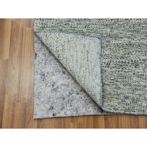 4'x6'2" Drizzle Gray, Modern Grass Design, Undyed 100% Wool, Hand Knotted Tone on Tone, Oriental Rug FWR478470