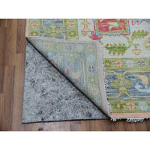 Load image into Gallery viewer, 9&#39;1&quot;x12&#39; Champagne Pink, Soft to the Touch, Heriz Design, Vegetable Dyes, Hand Knotted, 100% Wool, Oriental Rug FWR479580