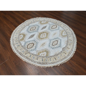 6'x6' Oyster Gray, Persian 100% Wool Village Inspired Geometric Diamond Pattern, Denser Weave, Hand Knotted Vegetable Dyes, Round Oriental Rug FWR509532