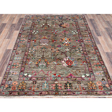 Load image into Gallery viewer, 4&#39;1&quot;x6&#39; Fallen Rock Gray, Colorful Natural Dyes, Hand Knotted Densely Woven, Sultani Pomegranate Design , Oriental Extra Soft Wool Rug FWR518148