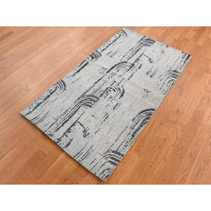 3'x5'6" Gainsboro Gray, THE CANE, Pure Silk with Textured Wool, DA CANE, Hand Knotted, Oriental Rug FWR525654