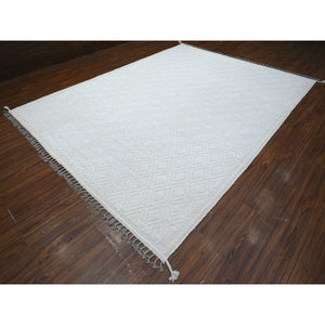 9'1"x12'1" Tahira White, Diamond Repetitive Moroccan Weave Zemmour Design, Embossed Pile, Tone On Tone, Velvety Wool, Hand Knotted, Vegetable Dyes, Oriental Rug FWR535080