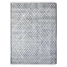 Load image into Gallery viewer, 9&#39;1&quot;x12&#39;4&quot; Spare White and Shingle Gray, Moroccan Weave Marmoucha With All Over Criss Cross Pattern, Hand Knotted Tone On Tone Natural Dyes, 100% Wool, Oriental Rug FWR536004