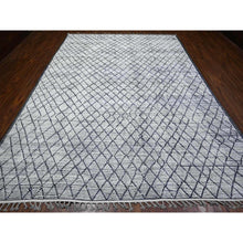 Load image into Gallery viewer, 9&#39;1&quot;x12&#39;4&quot; Spare White and Shingle Gray, Moroccan Weave Marmoucha With All Over Criss Cross Pattern, Hand Knotted Tone On Tone Natural Dyes, 100% Wool, Oriental Rug FWR536004