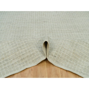 10'x13'9" Moonlight White, Plain Decor Modern Box Design, Loom Knotted 100% Undyed natural wool, Oriental Rug FWR542046