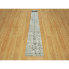 Load image into Gallery viewer, 2&#39;6&quot;x28&#39; Sterling Gray, Modern Design, Hand Spun, Vibrant Wool, Undyed, Cut Loop Pile, Hand Knotted, XL Runner Oriental Rug FWR542526