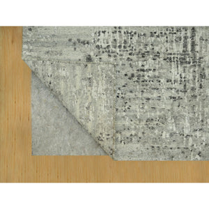 4'1"x6' Magnetic Gray, Hand Spun Undyed Natural Wool Modern Hand Knotted Cut And Loop Pile Oriental Rug FWR542550