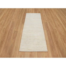 Load image into Gallery viewer, 2&#39;6&quot;x5&#39;10&quot; Parchment White, Thick and Plush, Lori Buft Gabbeh, Modern, Plain Design, Pure Wool, Hand Knotted, Runner, Oriental Rug FWR544632