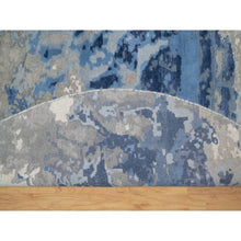 Load image into Gallery viewer, 7&#39;9&quot;x7&#39;9&quot; Indigo Blue with Goose Gray, Abstract Galaxy Design with Hi and low Pile, Hand Knotted, Wool and Silk, Round Oriental Rug FWR544806