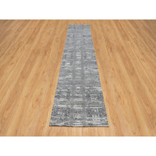 Load image into Gallery viewer, 2&#39;6&quot;x11&#39;8&quot; Medium Gray, Undyed Natural Wool, Hand Knotted, Modern Design, Hand Spun, Runner, Oriental Rug FWR545064