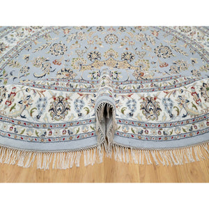 9'x9' Beau Blue, Hand Knotted, Nain with Large Center Medallion, 250 KPSI, Wool and Silk, Round, Oriental Rug FWR545202