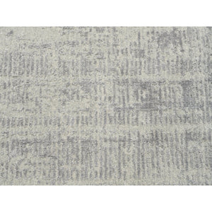 8'10"x8'10" Gray Fine Jacquard Wool and Plant Based Silk Tone on Tone Hand Loomed Oriental Round Rug FWR377184