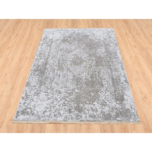 4'2"x6' Broken Persian Design Wool and Pure Silk Hand Knotted Ivory Oriental Rug FWR379098