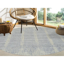 Load image into Gallery viewer, 9&#39;x9&#39; Gray, Tone On Tone Transitional Erased Design, Jacquard Hand Loomed, Wool and Plant Based Silk, Oriental, Round Rug FWR385854