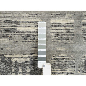 4'x6'1" Light Gray, Modern Design, Hand Spun Undyed Natural Wool, Hand Knotted, Oriental Rug FWR388302