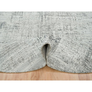 8'1"x8'1" Light Gray, Hand Spun Undyed Natural Wool, Modern Design, Hand Knotted, Round Oriental Rug FWR393882