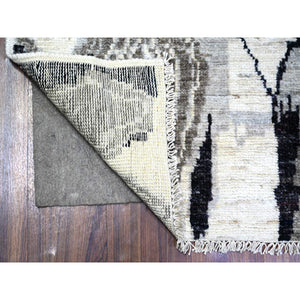 2'7"x9'9" Ivory, Boujaad Moroccan Berber Design Vegetable Dyes, Organic Wool Hand Knotted, Runner Oriental Rug FWR440934