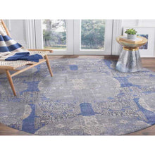 Load image into Gallery viewer, 10&#39;1&quot;x10&#39;1&quot; Blue Wool and Pure Silk Jewellery Design Hand Knotted Oriental Round Rug FWR450534