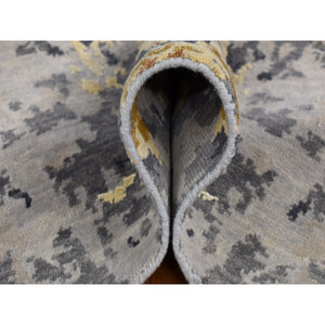 6'1"x8'10" Cloud Gray, Abstract Design, Wool and Silk, Hand Knotted, Oriental Rug FWR522000